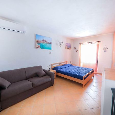 Casa Marta Apartment เชฟาลู ภายนอก รูปภาพ