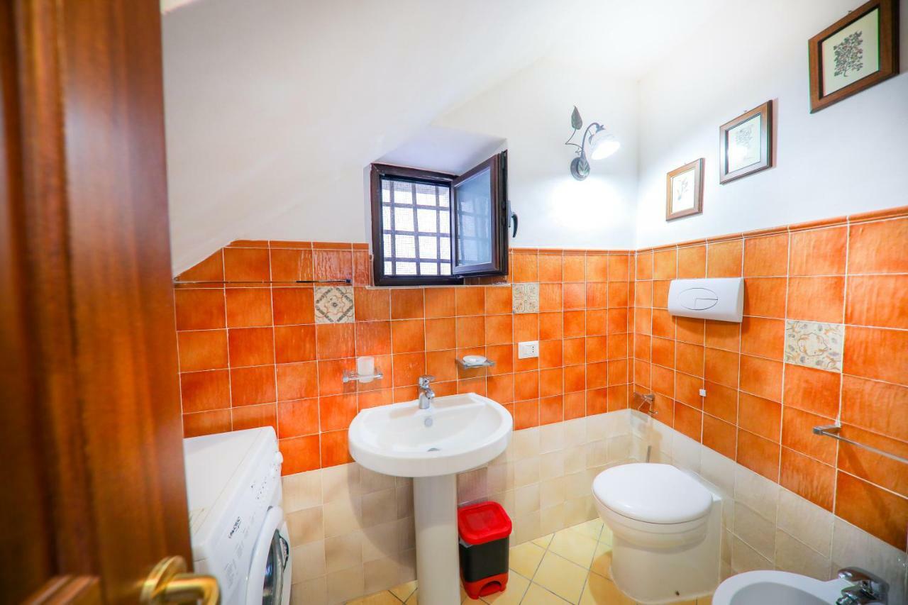 Casa Marta Apartment เชฟาลู ภายนอก รูปภาพ
