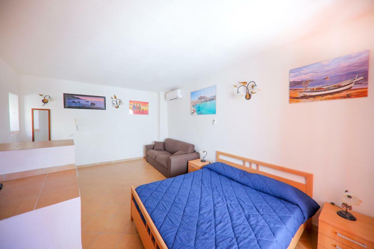 Casa Marta Apartment เชฟาลู ภายนอก รูปภาพ