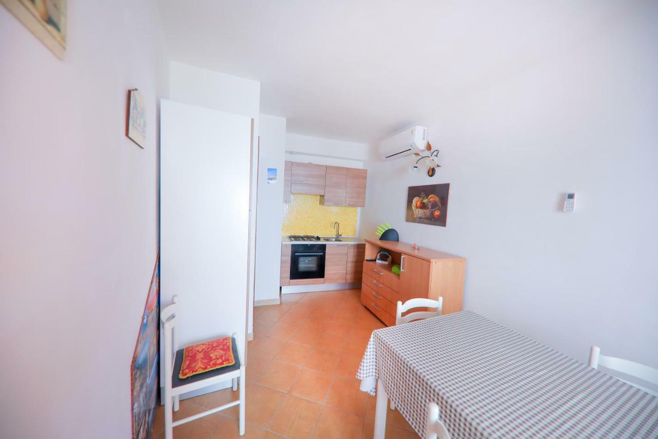 Casa Marta Apartment เชฟาลู ภายนอก รูปภาพ